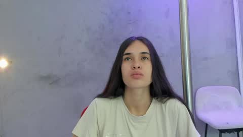 Alice Susan online show from April 2026 07:58:02 PM