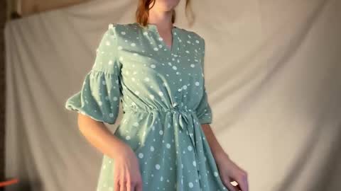 Hey Im Alice  online show from November 2025 02:39:02 PM