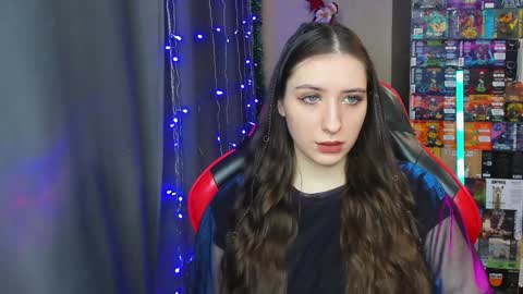 Snapshot of alice_bailey chatting on December 2024 01:22:02 PM Alice online show from December 2024 01:22:02 PM