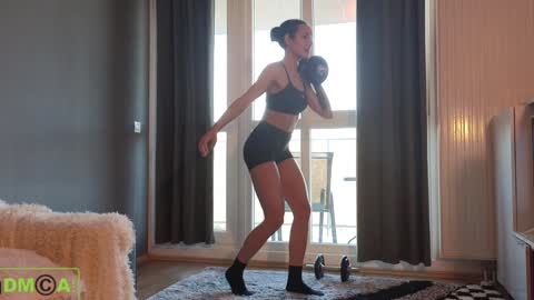 Snapshot of alice_bane chatting on January 2025 11:07:02 AM A R Y A  T I A online show from January 2025 11:07:02 AM