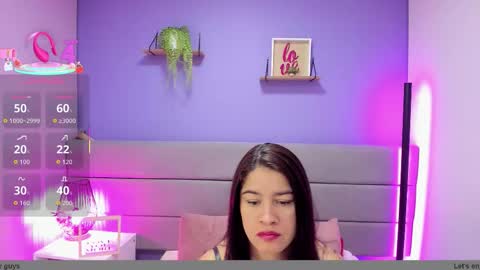 alice_brookss_ online show from December 2025 01:04:02 PM