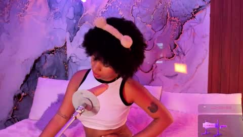 Snapshot of alice_cute77 chatting on October 2025 08:37:02 PM Mey online show from October 2025 08:37:02 PM