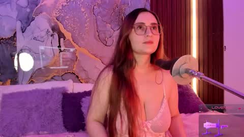 Snapshot of alice_cute77 chatting on November 2025 02:44:01 AM Mey online show from November 2025 02:44:01 AM