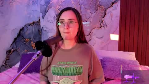 Snapshot of alice_cute77 chatting on December 2025 03:11:01 AM Mey online show from December 2025 03:11:01 AM