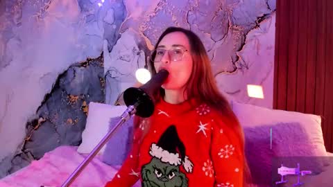 Snapshot of alice_cute77 chatting on December 2025 04:51:01 AM Mey online show from December 2025 04:51:01 AM