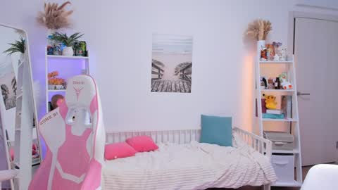 Snapshot of alice_forfun chatting on February 2025 09:46:01 AM Alichery online show from February 2025 09:46:01 AM