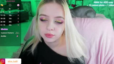 alice_halle online show from December 2024 08:26:02 PM