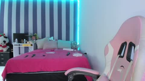 Maria  Join free Telegram and suscribe my OF online show from December 2024 05:18:02 PM