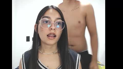 Snapshot of alice_julieta chatting on November 2025 12:54:01 AM Alice Julieta online show from November 2025 12:54:01 AM