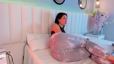 Snapshot of alice_lodge chatting on March 2025 09:23:02 AM alice_lodge online show from March 2025 09:23:02 AM