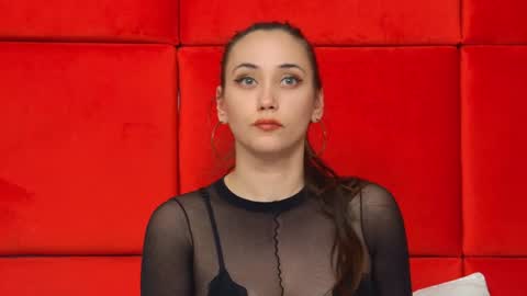 Snapshot of alice_munro chatting on January 2025 08:58:02 PM AliceMunro online show from January 2025 08:58:02 PM