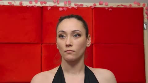 Snapshot of alice_munro chatting on February 2025 08:11:01 PM AliceMunro online show from February 2025 08:11:01 PM