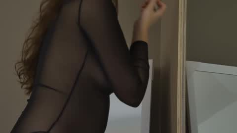 Snapshot of alice_munro chatting on September 2025 01:38:02 PM AliceMunro online show from September 2025 01:38:02 PM