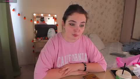 Snapshot of alice_next_door_ chatting on July 2026 11:34:01 AM Alice online show from July 2026 11:34:01 AM