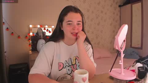 Snapshot of alice_next_door_ chatting on July 2026 10:11:01 AM Alice online show from July 2026 10:11:01 AM