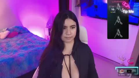 Snapshot of alice_sweet_e chatting on June 2026 08:21:01 PM Alice online show from June 2026 08:21:01 PM