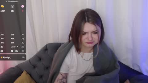 Snapshot of alice_walters chatting on January 2025 07:18:01 PM Alice online show from January 2025 07:18:01 PM