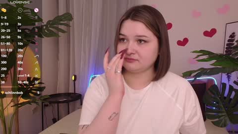 Snapshot of alice_walters chatting on February 2025 09:52:01 PM Alice online show from February 2025 09:52:01 PM