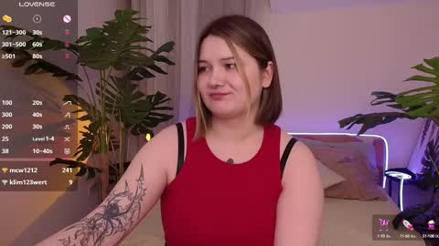 Snapshot of alice_walters chatting on March 2025 08:16:02 PM Alice online show from March 2025 08:16:02 PM