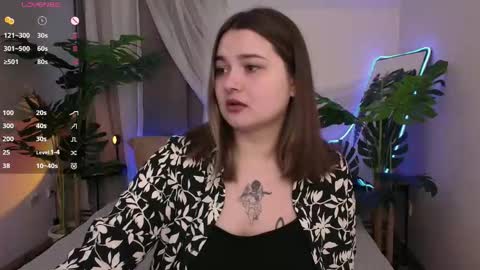 Snapshot of alice_walters chatting on September 2025 03:13:01 PM Alice online show from September 2025 03:13:01 PM