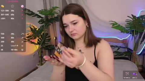 Snapshot of alice_walters chatting on October 2025 02:36:01 PM Alice online show from October 2025 02:36:01 PM