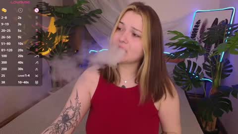 Snapshot of alice_walters chatting on November 2025 04:06:01 PM Alice online show from November 2025 04:06:01 PM