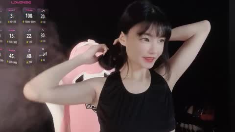 Snapshot of alicechina chatting on November 2025 09:31:01 AM Alice online show from November 2025 09:31:01 AM