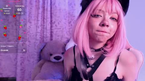 Alice  online show from September 2025 12:54:01 AM