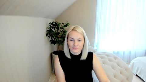 Snapshot of alicee__grace chatting on December 2024 07:06:02 AM Alicee online show from December 2024 07:06:02 AM