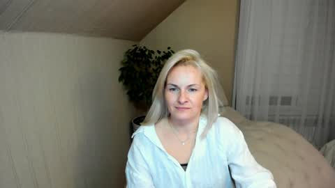 Snapshot of alicee__grace chatting on December 2024 07:53:02 PM Alicee online show from December 2024 07:53:02 PM