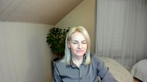 Snapshot of alicee__grace chatting on January 2025 04:48:02 PM Alicee online show from January 2025 04:48:02 PM