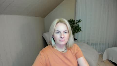 Snapshot of alicee__grace chatting on January 2025 03:13:02 PM Alicee online show from January 2025 03:13:02 PM