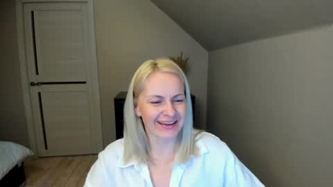 Snapshot of alicee__grace chatting on February 2025 08:22:01 PM Alicee online show from February 2025 08:22:01 PM