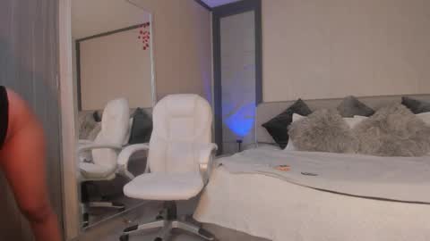 alicee_clark_ online show from March 2026 01:44:02 AM