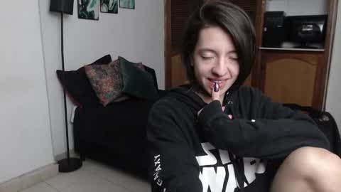 alicee_logan_ online show from January 2026 02:13:01 AM