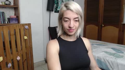 alicee_logan_ online show from March 2026 01:20:01 AM