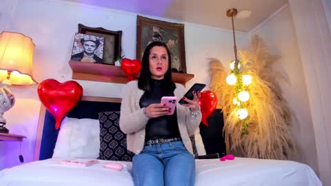 Snapshot of alicee_milf_ chatting on January 2025 11:09:02 AM Aleja online show from January 2025 11:09:02 AM