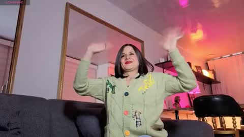 Snapshot of alicee_milf_ chatting on September 2025 11:10:01 AM Aleja online show from September 2025 11:10:01 AM