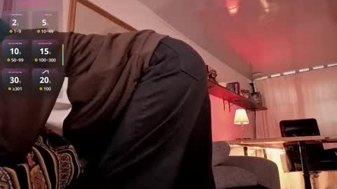 Snapshot of alicee_milf_ chatting on October 2025 11:07:02 AM Aleja online show from October 2025 11:07:02 AM