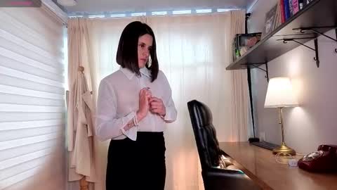 Snapshot of alicee_milf_ chatting on November 2025 07:30:01 PM Aleja online show from November 2025 07:30:01 PM