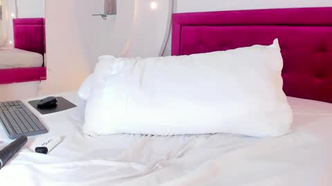 Alice  online show from December 2024 08:16:01 AM