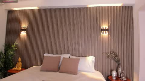 Alice  online show from September 2025 04:25:02 AM