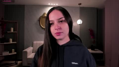 Snapshot of aliceharperx chatting on November 2025 11:35:01 AM Alice online show from November 2025 11:35:01 AM