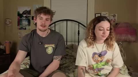 Snapshot of aliceinaceland chatting on October 2025 03:07:01 AM AliceInAceland online show from October 2025 03:07:01 AM