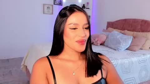 Snapshot of alicekiing_ chatting on June 2026 03:53:02 AM ALICEKIING online show from June 2026 03:53:02 AM