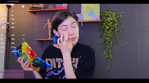 Alice  vacation  online show from February 2025 08:58:01 PM