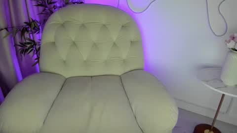 AliceLevine online show from February 2026 05:12:02 AM