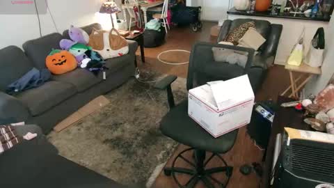 Alice Liddell online show from October 2025 06:45:02 PM