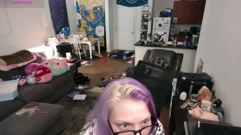 Alice Liddell online show from April 2026 12:06:01 AM