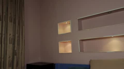 u can name me Alice online show from April 2026 06:09:01 PM